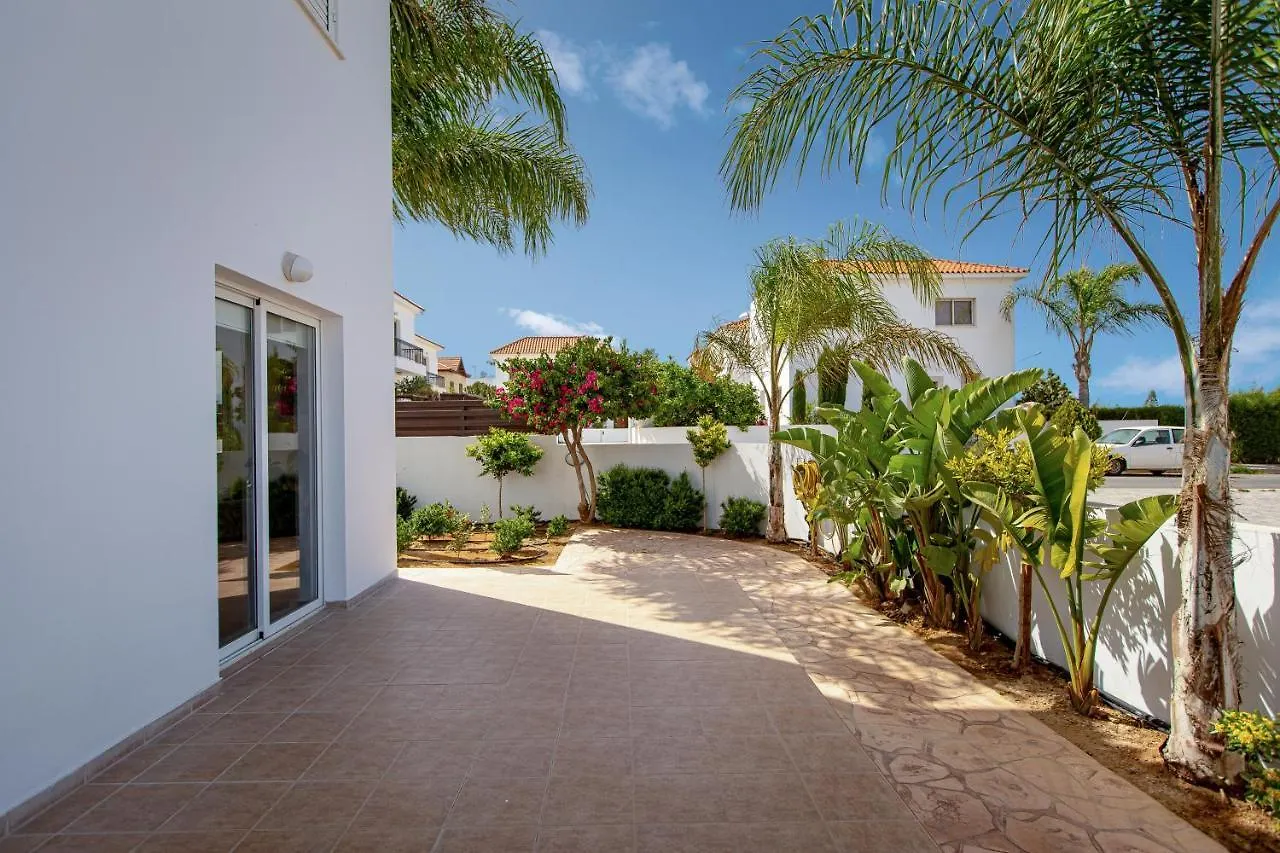 Villa Nova بروتاراس قبرص