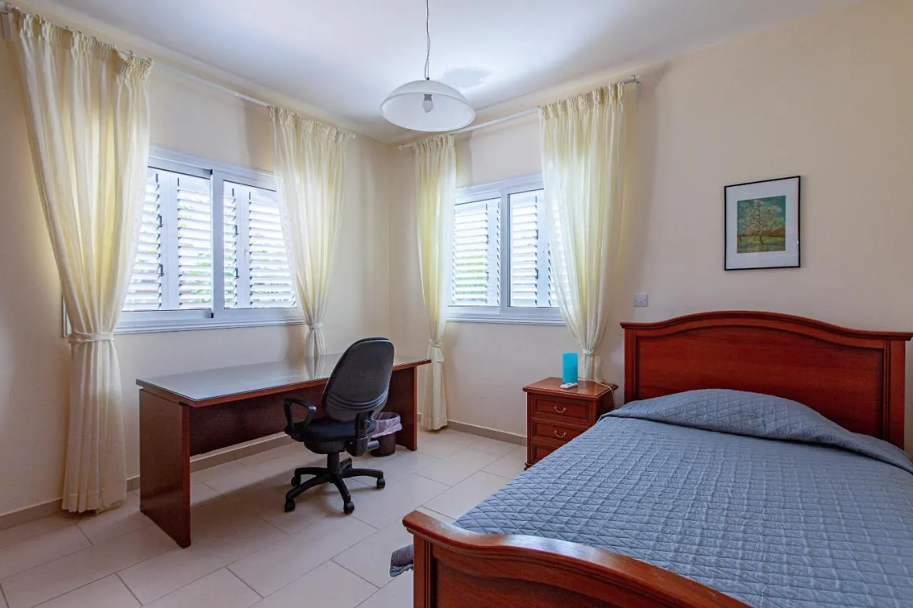 Villa Nova بروتاراس قبرص