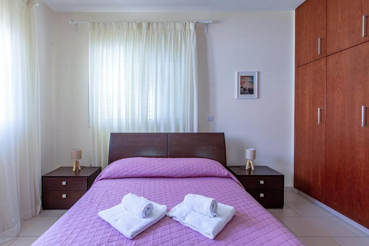Villa Nova بروتاراس قبرص